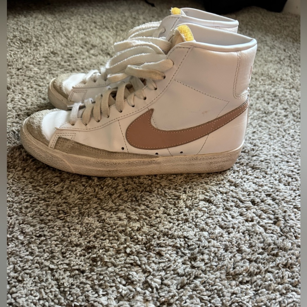 Nike Blazer women
